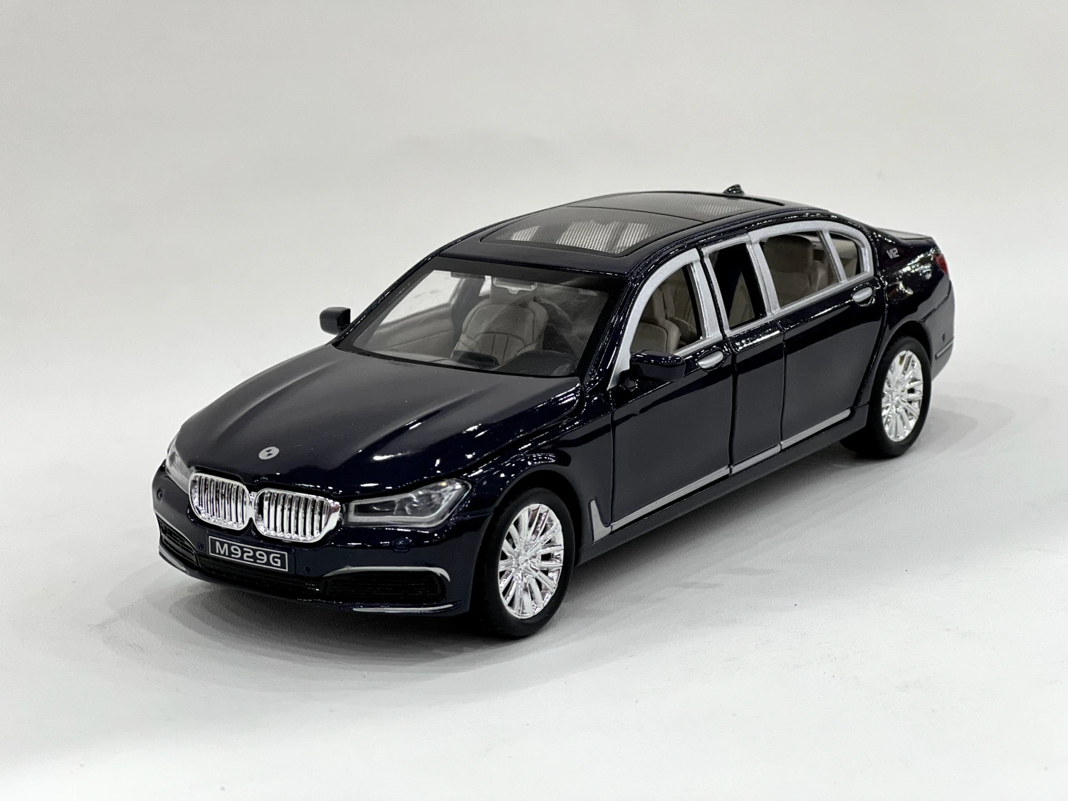 BMW Metal Die-cast Cast Car DK-929F-1